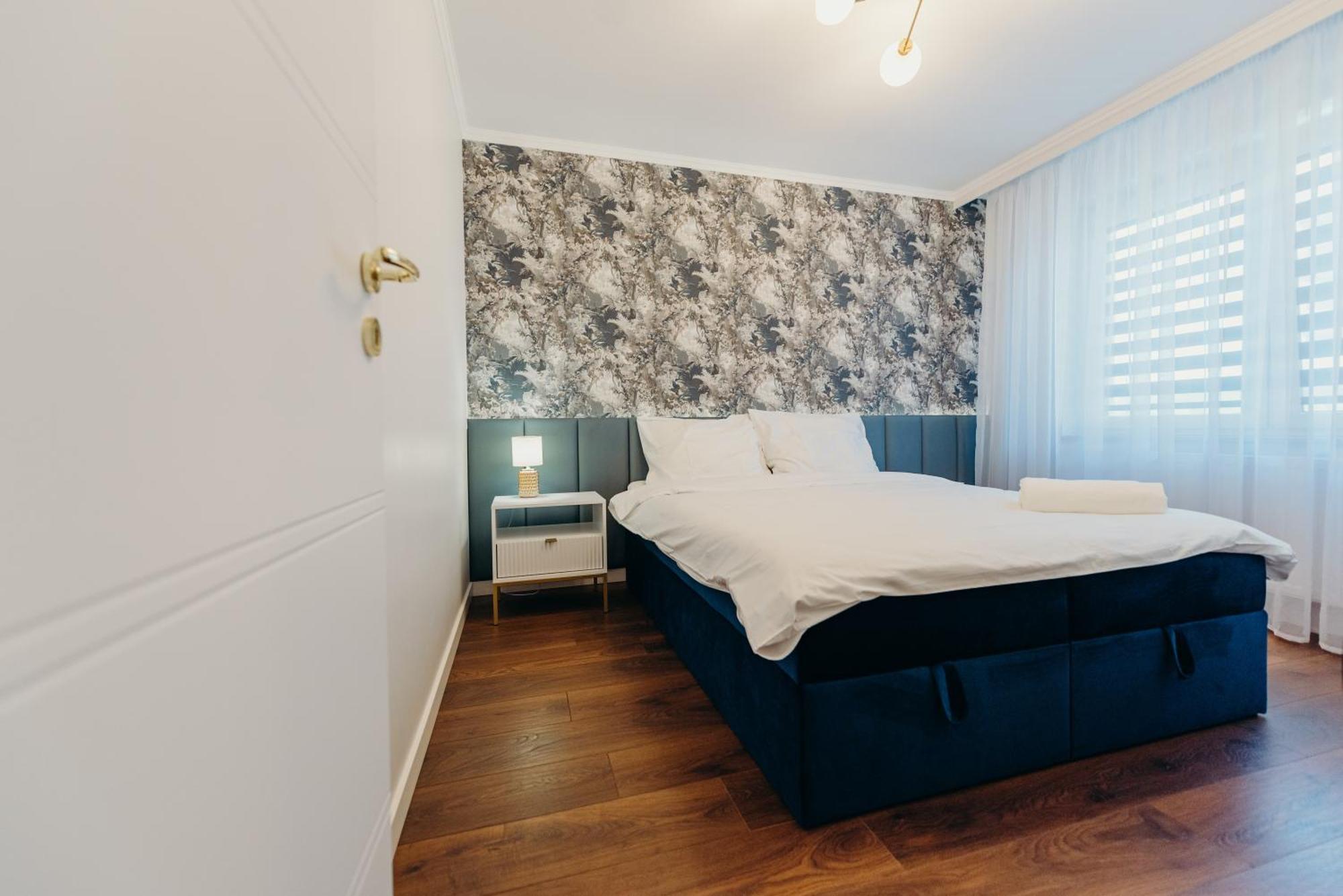 3 Bedrooms Premium Bella Blue For 8 Guests With Ac And Free Out Side Parking Rzeszów Exterior foto